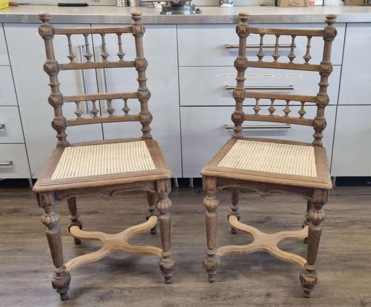 Restauration d'une paire de chaises Napoléon III, Toulouse, Le Couturier du Mobilier